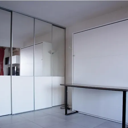 Bona Vue Panoramique * イエール